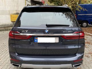 BMW X7 foto 3