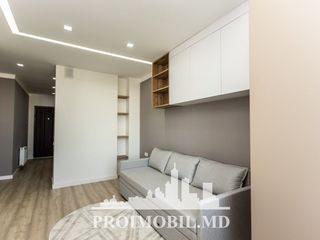 Spre vînzare apartament cu 2 camere și living, reparație euro, 53 mp! foto 2