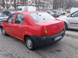 Dacia Logan foto 4