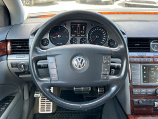 Volkswagen Phaeton foto 12