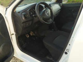 Dacia Logan foto 6