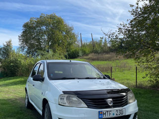 Dacia Logan foto 1