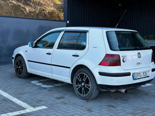 Volkswagen Golf foto 8