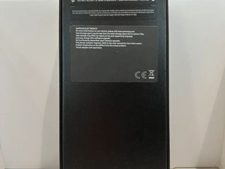 Samsung Z Flip 6 256Gb. Nou. Sigilat. Garantie 1 an! Livrare! foto 2