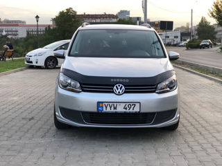 Volkswagen Touran foto 5