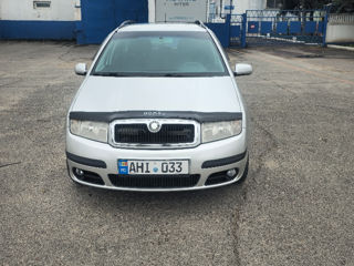 Skoda Fabia foto 2