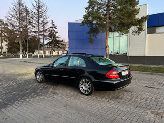 Mercedes E-Class foto 3