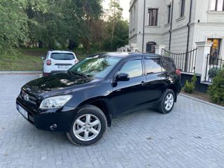 Toyota Rav 4 foto 2