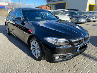 BMW 5 Series foto 1