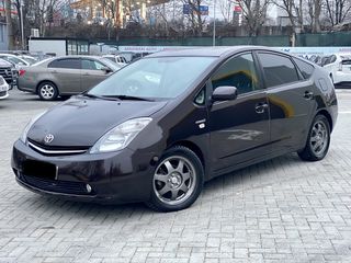 Toyota Prius foto 3