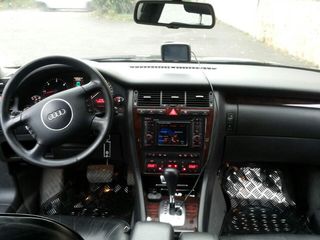 Audi A8 foto 5