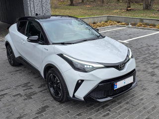 Toyota C-HR foto 8