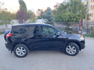 Toyota Rav 4 foto 5