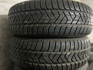 R17 215/65 Pirelli Scorpion Winter