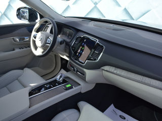 Volvo XC90 foto 9