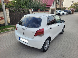 Toyota Yaris foto 3