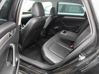 Volkswagen Passat foto 6