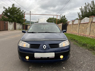 Renault Megane foto 1