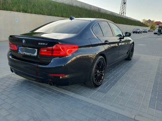 BMW 5 Series foto 9