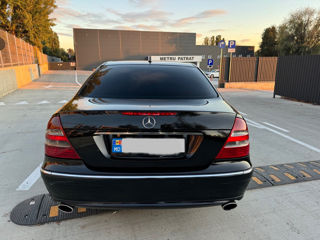 Mercedes E-Class foto 15