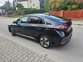 Hyundai IONIQ foto 13