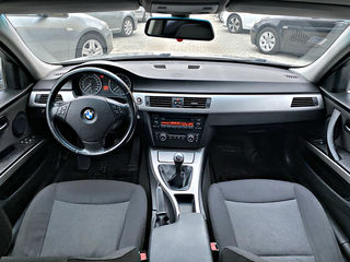 BMW 3 Series foto 5