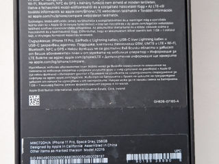 Смартфон Apple iPhone 11 Pro 256 ГБ. Плюс три чехла в подарок foto 3