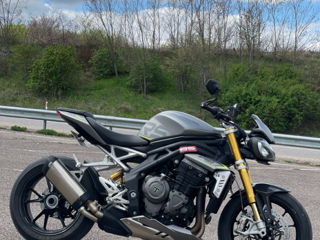 Triumph Speed Triple 1200RS