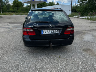 Mercedes E-Class foto 5