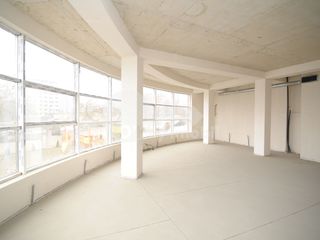 Sp. comercial, 3 nivele, geamuri panoramice, 230000 € ! foto 4