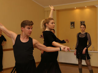 Танцы для взрослых в Кишиневе foto 3