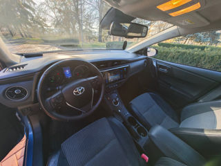 Toyota Auris foto 8