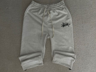 Pantaloni stussy