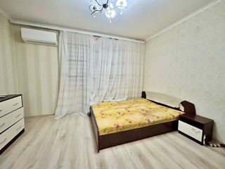 Apartament cu 2 camere, 45 m², Botanica, Chișinău foto 2