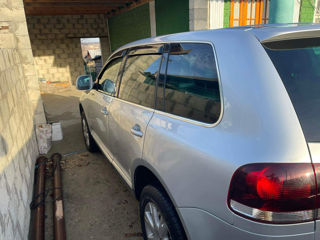 Volkswagen Touareg foto 3