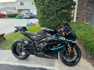 Suzuki GSX-R 1000R foto 3