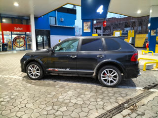 Porsche Cayenne foto 1