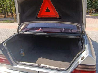 Mercedes Series (W124) foto 10