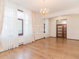 Vânzare, Exclusiv, Casă, str. Ciocârliei, sect. Telecentru, 15 ari, 1100000€ foto 5