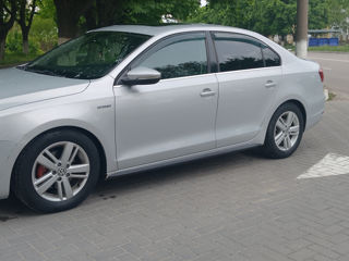 Volkswagen Jetta foto 1