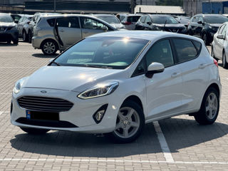 Ford Fiesta foto 1