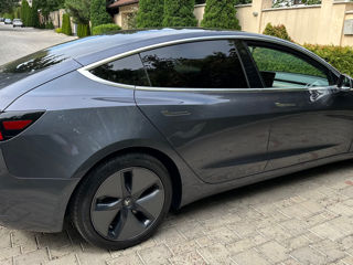 Tesla Model 3 foto 5