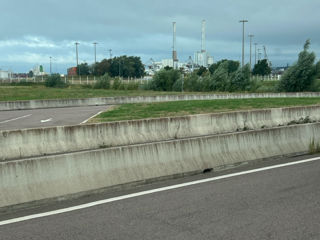 Ap. 1 cam., 50 м², 1/5 et.