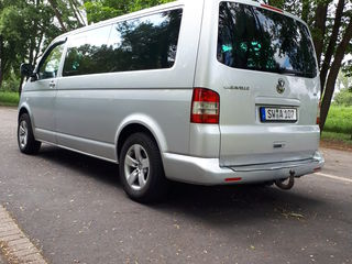 Volkswagen Caravelle foto 2