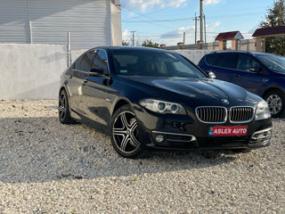 BMW 5 Series foto 4