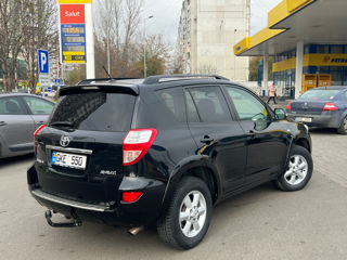 Toyota Rav 4 foto 4