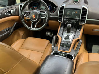 Porsche Cayenne foto 5