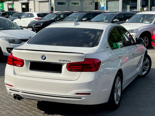 BMW 3 Series foto 5