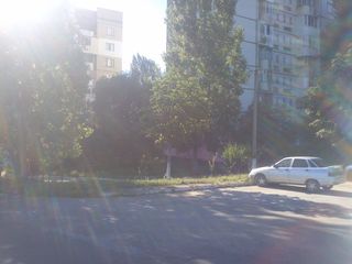 Dobruja. Luceafărul 5. Apartament cu 3 odăi seria 143 la etajul 9/9 situat in suburbia Chișinăului. foto 2