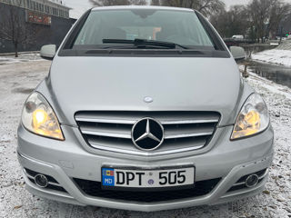 Mercedes B-Class foto 3